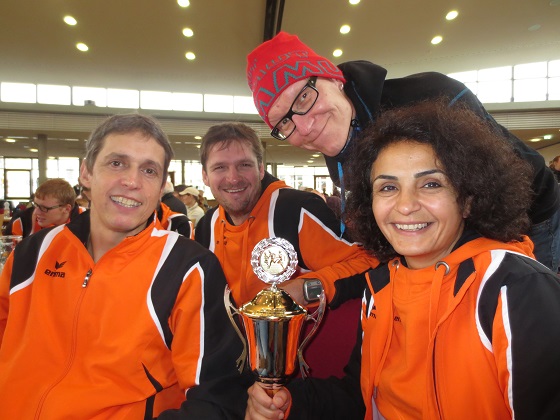 Pokal für die teilnehmerstärkste Mannschaft beim Hauptlauf in Eppelheim :)